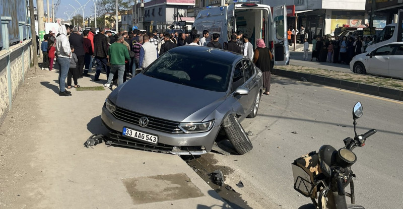 MERSİN’İN TARSUS İLÇESİNDE OTOMOBİLİN ÇARPTIĞI BİSİKLETİN SÜRÜCÜSÜ HAYATINI KAYBETTİ, 5 YAŞINDAKİ YEĞENİ YARALANDI