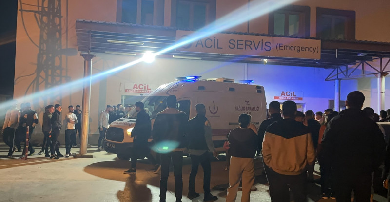 OSMANİYE’DE BIÇAKLI KAVGADA 3 KİŞİ YARALANDI