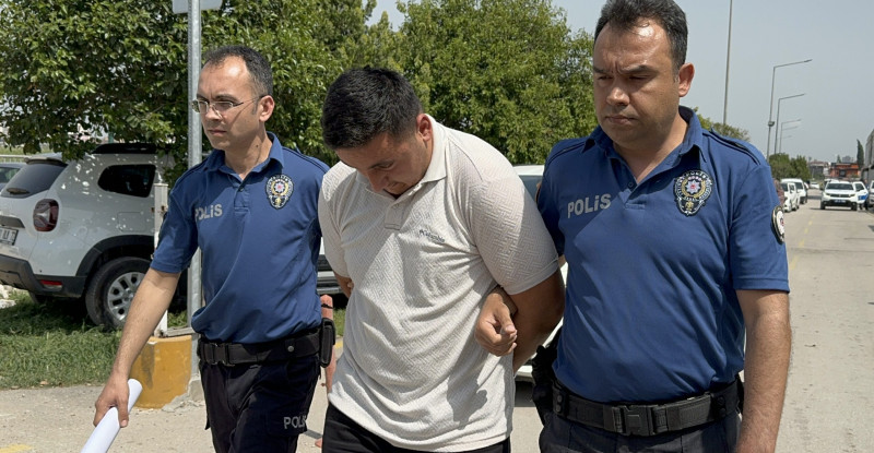 ADANA’DA HAMİLE KADININ ÖLDÜĞÜ KAZAYA KARIŞAN OTOBÜSÜN ŞOFÖRÜ TUTUKLANDI