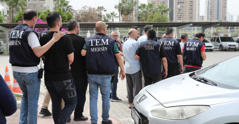 Mersin’de terör örgütü DEAŞ operasyonunda 9 şüpheli yakalandı
