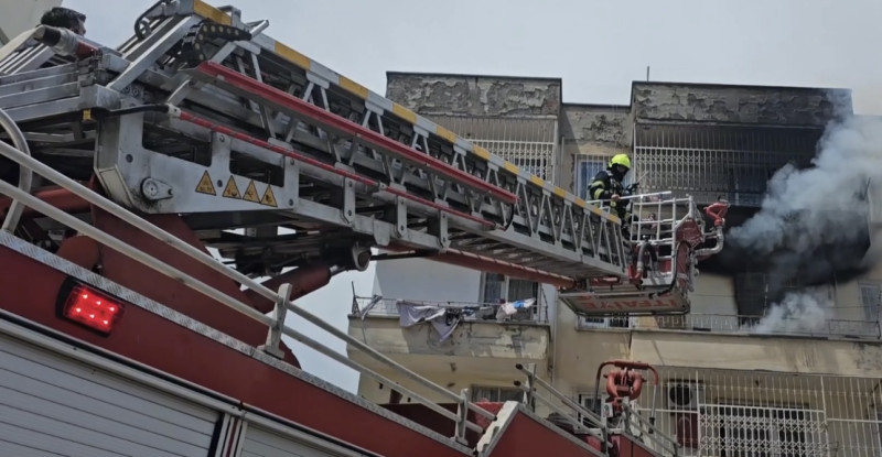 Mersin’de evde çıkan yangın hasara neden oldu