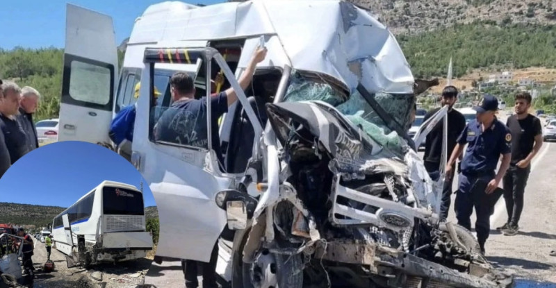 Mersin’de minibüsün yol kenarındaki otobüse çarpması sonucu 1 kişi hayatını kaybetti, 2 kişi yaralandı.
