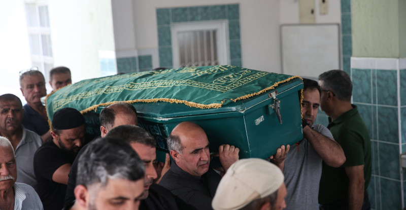 Mersin’de otobüste darbedilmesiyle gündeme gelen 77 yaşındaki engelli Ramazan Polat, hayatını kaybetti.