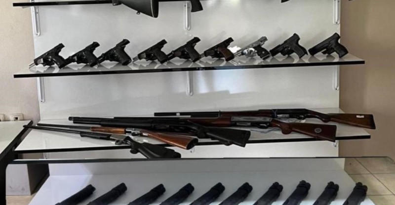 Adana’da denetimlerde 28 ruhsatsız silah ele geçirildi