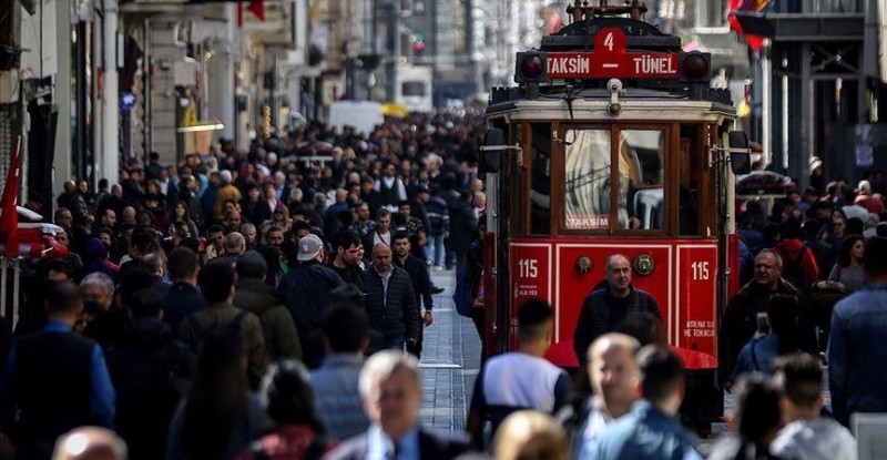 Türkiye’nin kadın nüfusu 2026’da erkekleri geçecek