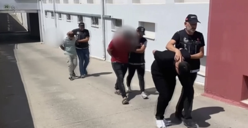 Adana’da uyuşturucu operasyonlarında 34 zanlı tutuklandı