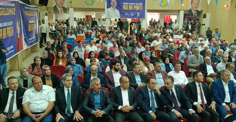 AK Parti Feke İlçe Başkanı yeniden Vahit Todil oldu