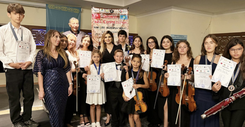 ÇÜ Devlet Konservatuvarı öğrencileri “4. Uluslararası Global Art Müzik Yarışması”ndan 9 ödül kazandı.