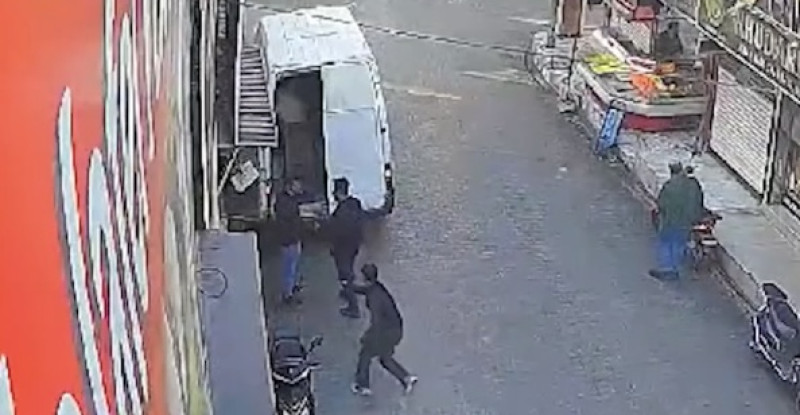 ADANA’DA SİLAHLI SALDIRIDA 2 KİŞİ YARALANDI