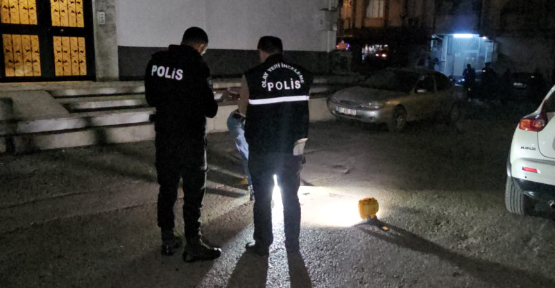 Adana’da bıçaklı kavgada 1 kişi hayatını kaybetti