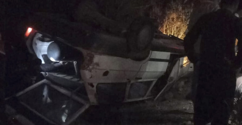 Adana’da takla atan otomobilin sürücüsü yaralandı