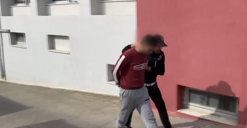 Adana’da 23 yıl 9 ay hapis cezasıyla aranan hükümlü yakalandı