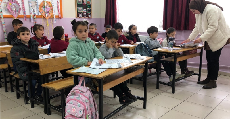 Okullarda ara tatil sonrası ilk ders zili çaldı