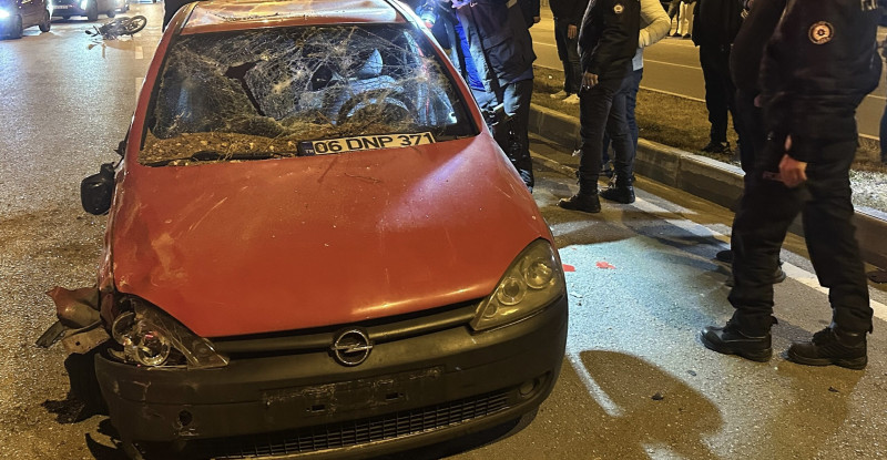 Adana’da otomobille çarpışan motosikletin sürücüsü hayatını kaybetti