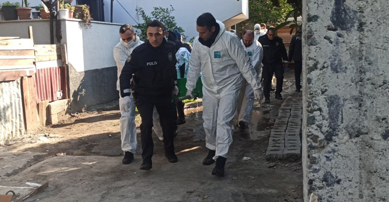 Osmaniye’de çıkan ev yangınında 1 kişi hayatını kaybetti