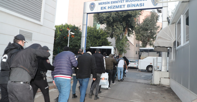 MERSİN MERKEZLİ FUHUŞ OPERASYONLARINDA 16 ZANLI TUTUKLANDI