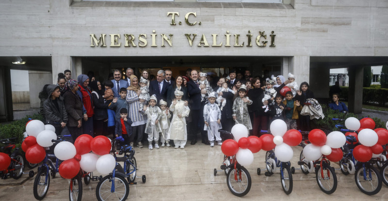 Mersin’de 20 çocuk için sünnet töreni düzenlendi