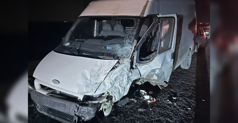 Mersin’de 3 aracın karıştığı zincirleme trafik kazasında 4 kişi yaralandı