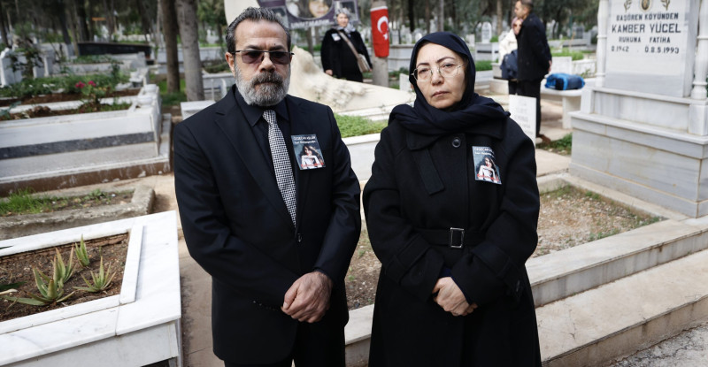 ÖZGECAN ASLAN, ÖLÜMÜNÜN 10. YILINDA MERSİN’DEKİ MEZARI BAŞINDA ANILDI