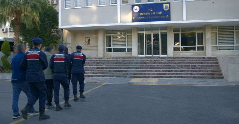 Mersin’de 13 firari hükümlü ve çeşitli suçlardan aranan 704 şüpheli yakalandı