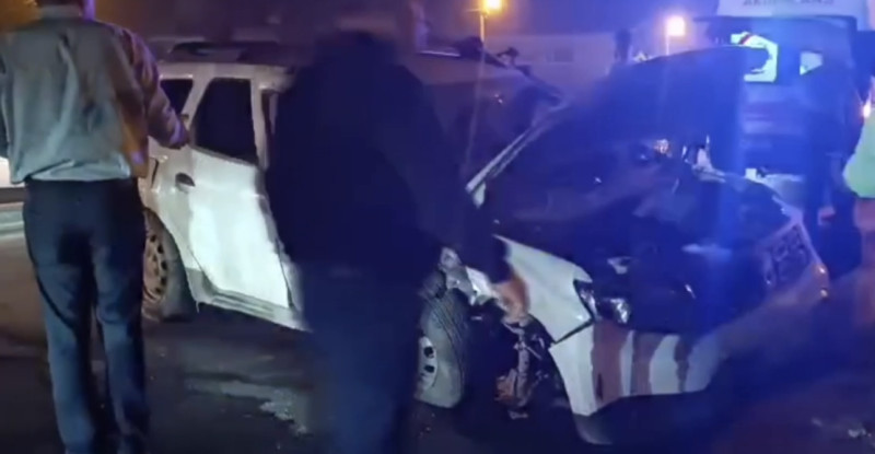 Hatay’da iki otomobilin çarpıştığı kazada 6 kişi yaralandı