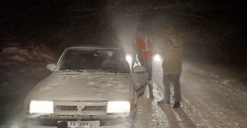 Mersin’de tipide mahsur kalan 2 kişi kurtarıldı