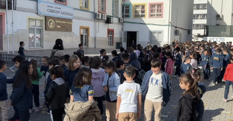 Okullarda ara tatil sonrası ilk ders zili çaldı
