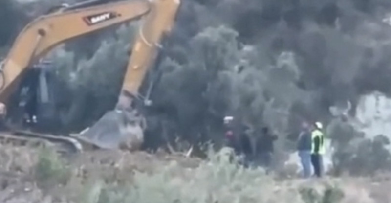 Hatay’da şantiye çalışmasında iş makinesine molotofkokteyli atan şüpheli gözaltına alındı