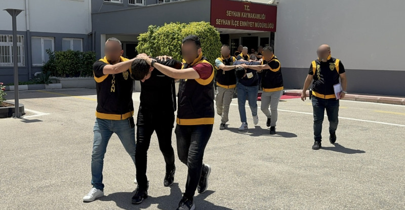 Adana’da bir restorana silahla ateş açılmasıyla ilgili 5 zanlı tutuklandı