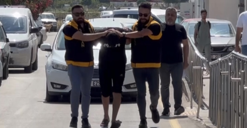 Adana’da otobüs şoförünü tehdit ettiği öne sürülen şüpheli serbest bırakıldı