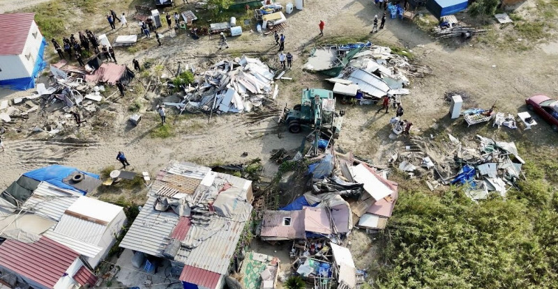 Adana’da deniz ve nehir kıyılarında kaçak yapılaşmayla mücadele sürüyor