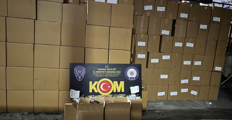 Adana’da 18 milyon 330 bin makaron ele geçirildi, gözaltına alınan 2 zanlıdan 1’i tutuklandı