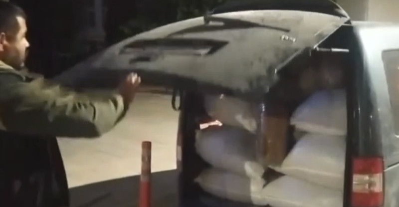 Adana’da 1 ton 250 kilogram kaçak tütün ele geçirildi