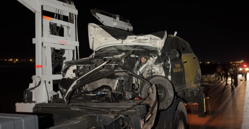 Adana’da 3 otomobilin karıştığı zincirleme trafik kazasında 2 kişi yaralandı