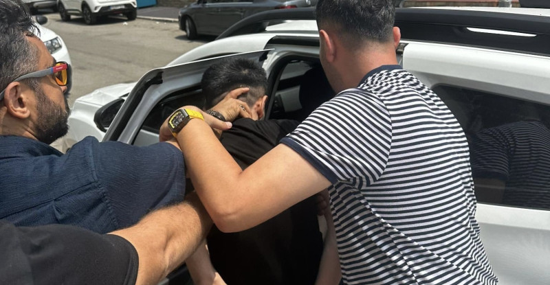 Mersin’deki cinayet ve yaralamaya ilişkin yakalanan 4 zanlıdan 1’i tutuklandı
