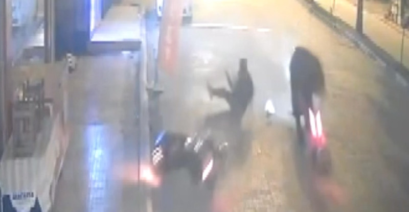 Osmaniye’de iki motosikletin çarpışması sonucu sürücüler yaralandı