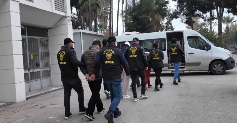Mersin merkezli fuhuş operasyonunda 3 zanlı tutuklandı