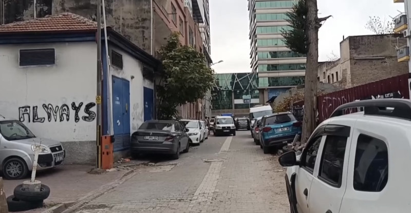 Adana’da sokakta bıçaklanan genç hayatını kaybetti