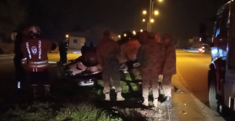 Hatay’da takla atan otomobildeki bebek hayatını kaybetti, anne ile baba yaralandı