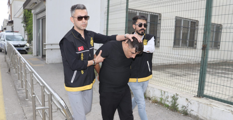 Adana’da tartıştığı kuzenini bıçaklayarak öldüren zanlı tutuklandı