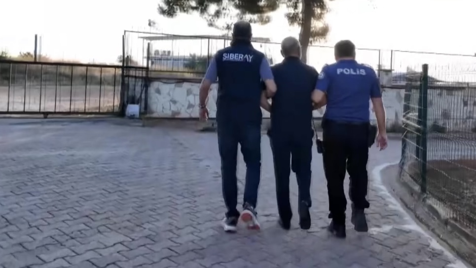 Mersin merkezli yasa dışı bahis operasyonunda yakalanan 15 şüpheliden 8’i tutuklandı