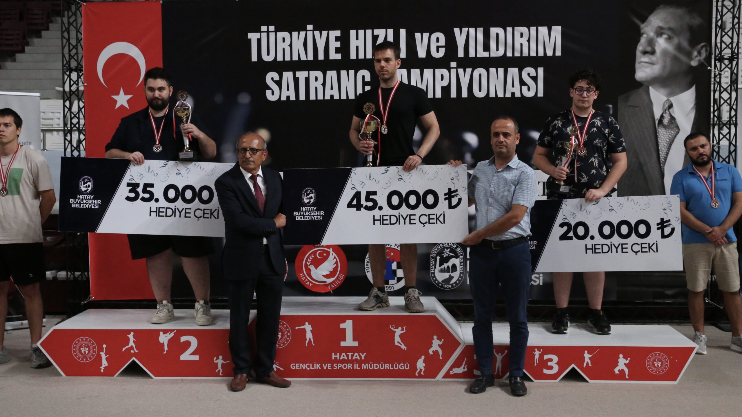 Hatay’da Türkiye Yıldırım Satranç Şampiyonası düzenlendi