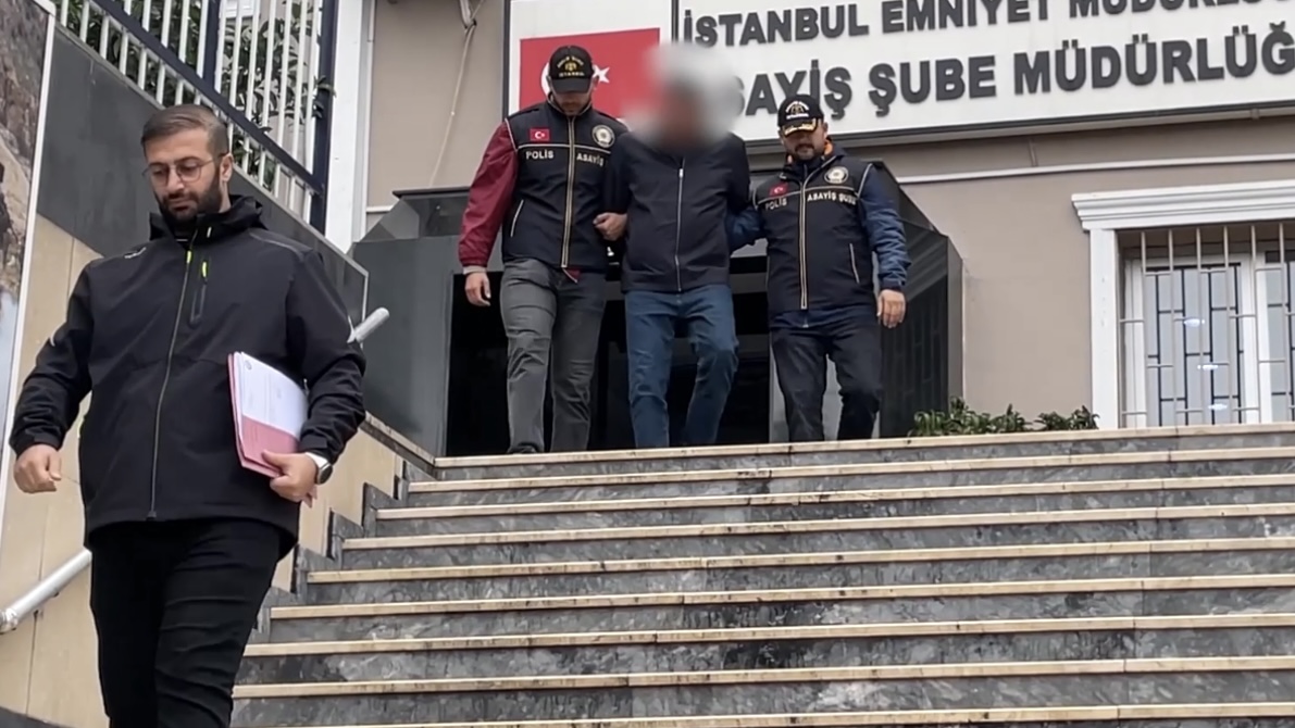 Gaziantep’te hakkında 17 yıl kesinleşmiş hapis cezasıyla 8 yıldır aranan hükümlü İstanbul’da yakalandı