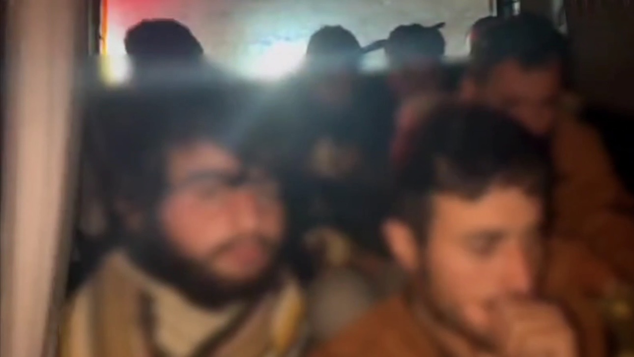 Hatay’da yasa dışı yollarla yurda giren 15 yabancı uyruklu yakalandı